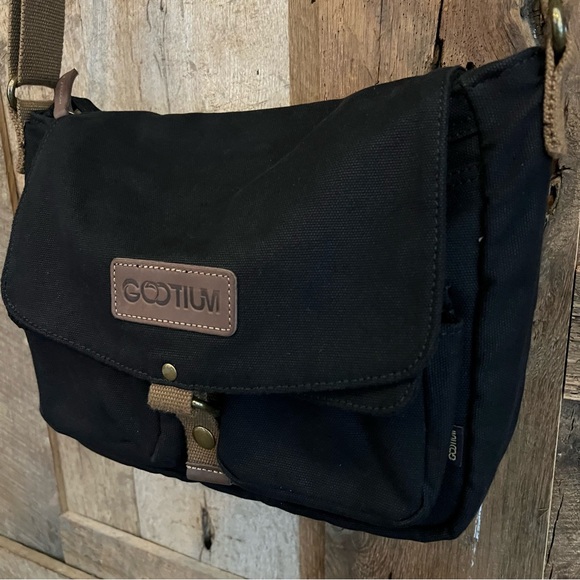 Canvas Messenger Bag - Picture 2 of 8